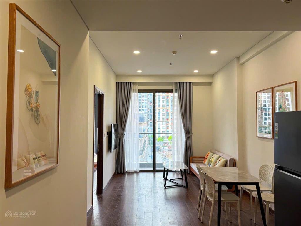 Cho thuê căn 2pn 2wc masteri waterfront full đồ giá chỉ 10 triệu