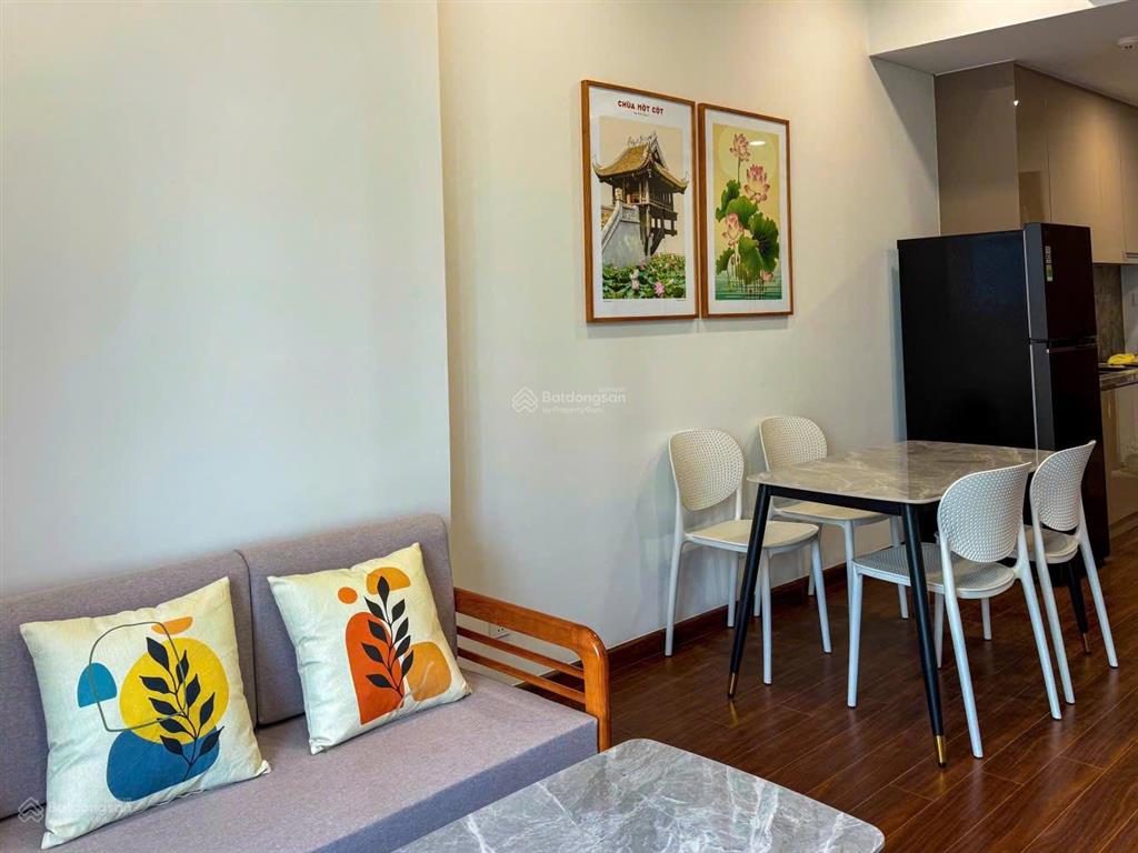Cho thuê căn 2pn 2wc masteri waterfront full đồ giá chỉ 10 triệu