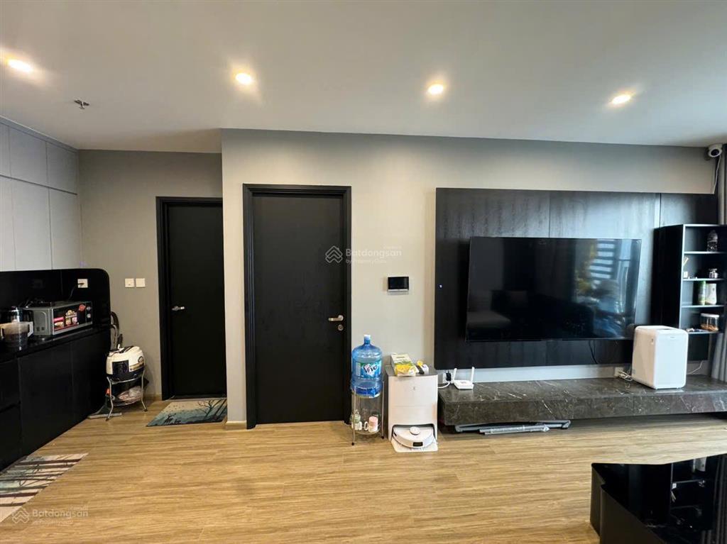 Cho thuê 2 phòng ngủ 2wc tòa p4 vinhomes ocean park full đồ 10 triệu
