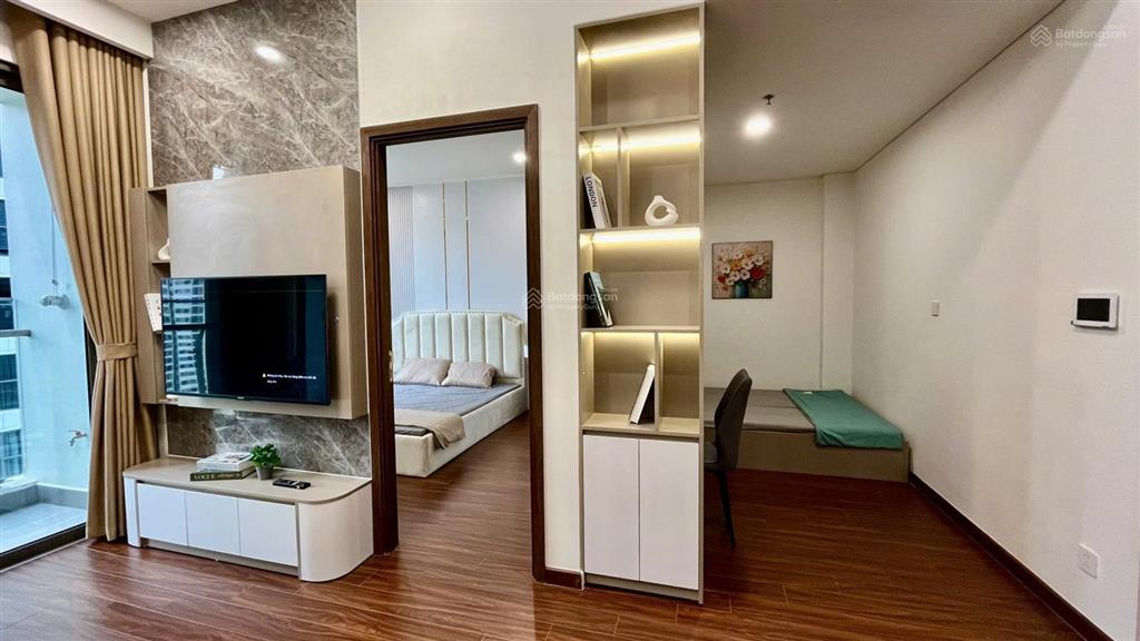 Cho thuê 1 ngủ + 1 tòa h3 full đồ 9 triệu/sẵn nhà giao ngay tại vinhomes ocean park