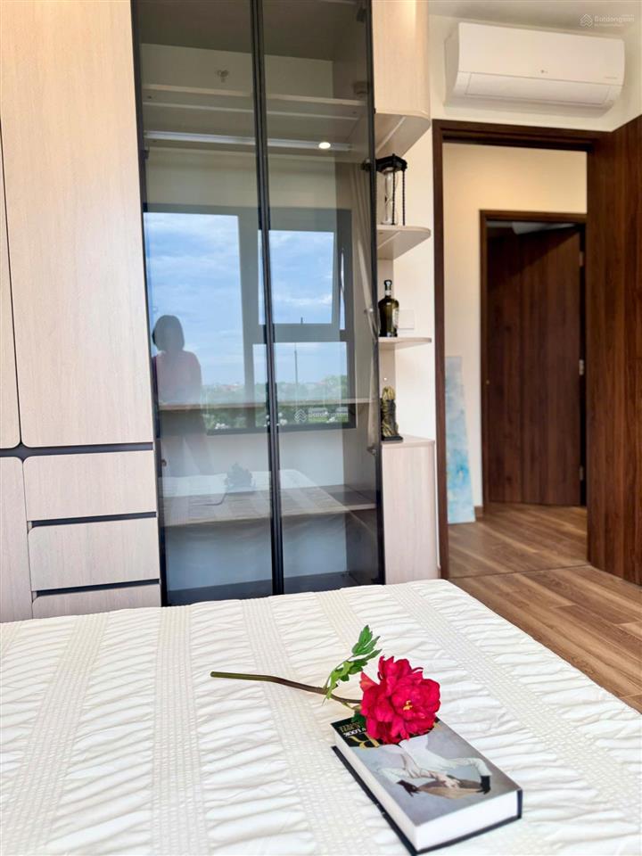 3 phòng ngủ tòa zurich 3 cho thuê full đồ vừa setup  20 triệu sẵn nhà ở ngay