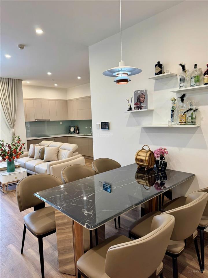 3 phòng ngủ tòa zurich 3 cho thuê full đồ vừa setup  20 triệu sẵn nhà ở ngay