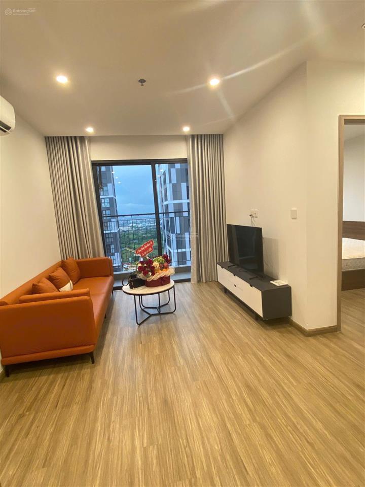 Cho thuê 2 ngủ 2wc tòa p1 full đồ 9 triệu tại vinhomes ocean park