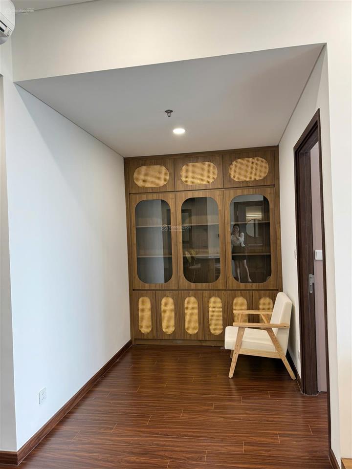 Cho thuê 2 ngủ 2wc full đồ 14 triệu view biển hồ tòa m3 masteri vinhomes ocean park