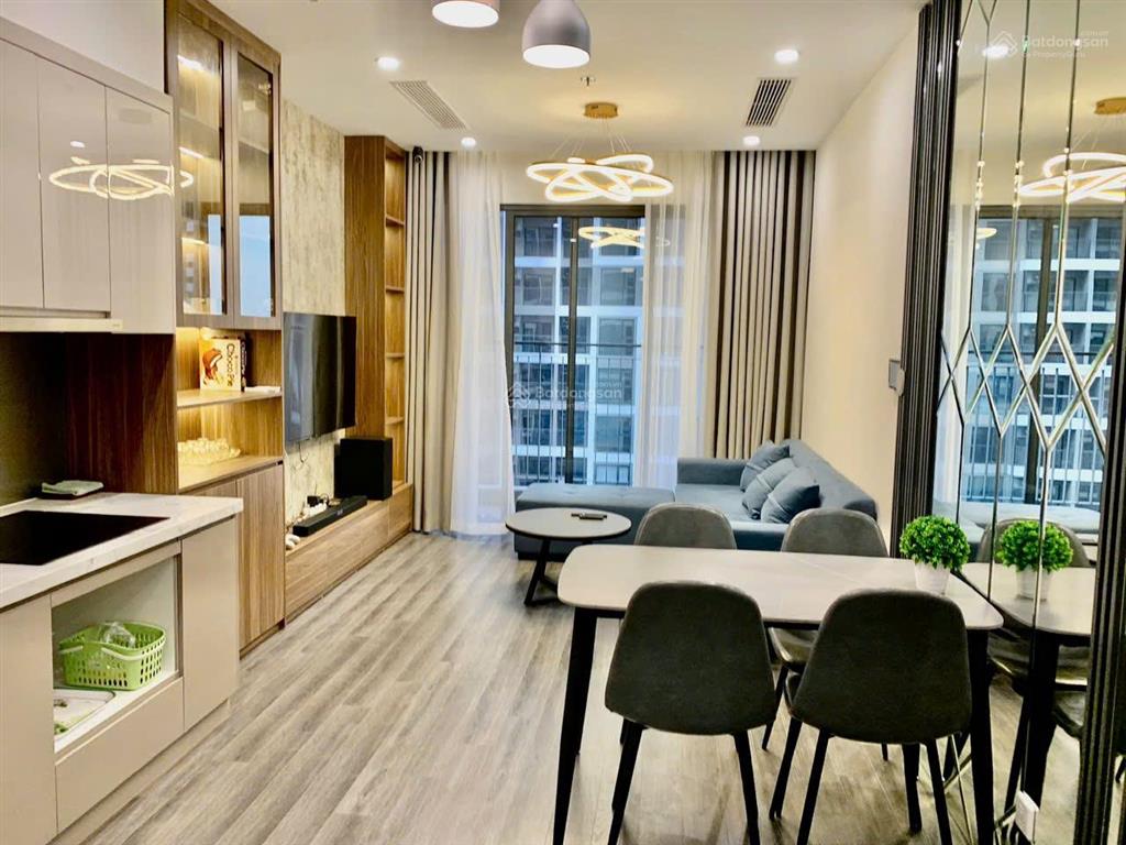Cho thuê 1 ngủ tòa r1.05 full đồ 8.5 triệu vnđ tại vinhomes ocean park