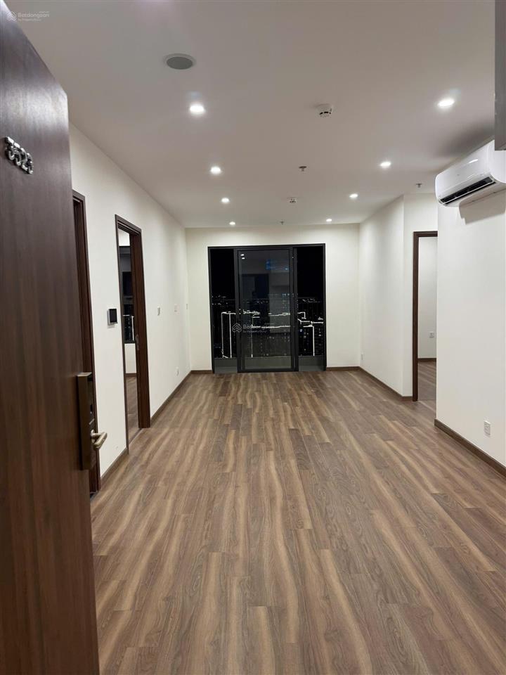 3 ngủ nguyên bản tòa zr1 layout siêu đẹp cho thuê 13.5 triệu/th tại tòa z vinhomes ocean park