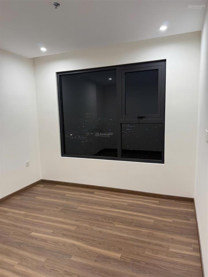 3 ngủ nguyên bản tòa zr1 layout siêu đẹp cho thuê 13.5 triệu/th tại tòa z vinhomes ocean park