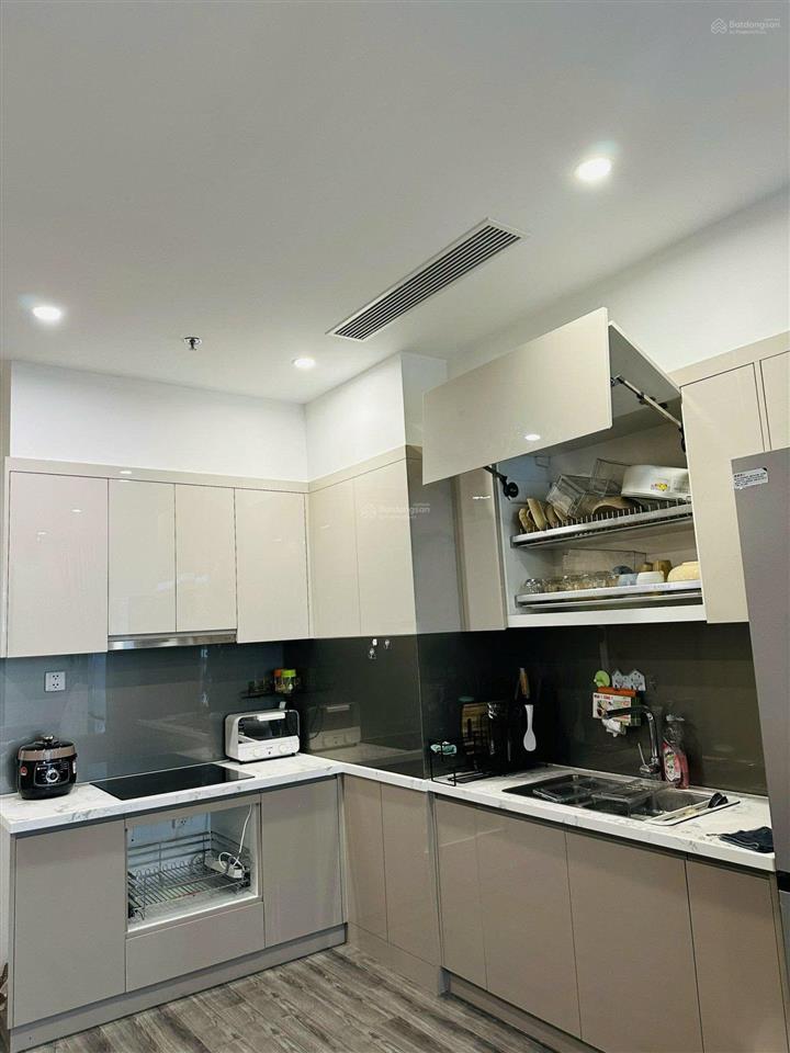 Cho thuê căn hộ 1pn+1 full đồ tòa r1.03 giá 8.5 triệu tại zenpark vinhomes ocean park