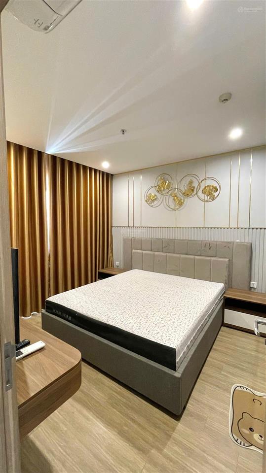Cho thuê căn hộ 3 phòng ngủ full đồ 12 triệu tòa s2.07 căn góc đẹp