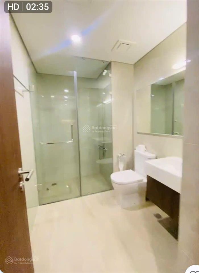 Cho thuê 1 ngủ masteri tòa h2 full đồ 9.5 triệu bao phí quản lý tại vin1
