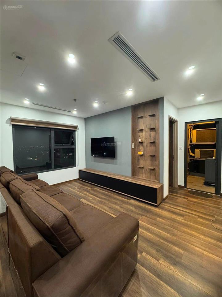 2 ngủ đập thông 75m căn góc tòa s2.15 cho thuê full đồ, view trực diện vinuni