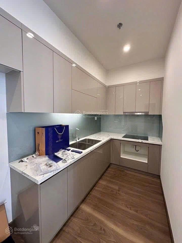 Cho thuê căn 2 phòng ngủ nhà mới cứng tòa be1, giá 7 triệu/tháng