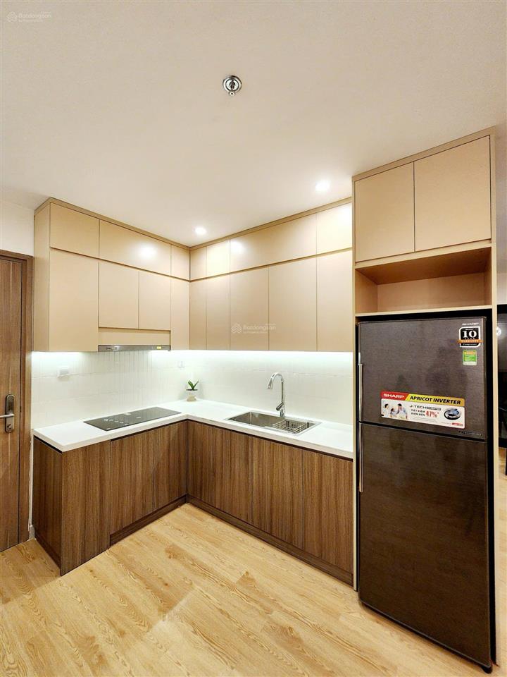 Cho thuê căn 2 ngủ 55m full đồ tòa s2.09 tầng 18 giá 8 triệu, căn siêu đẹp tại vin 1