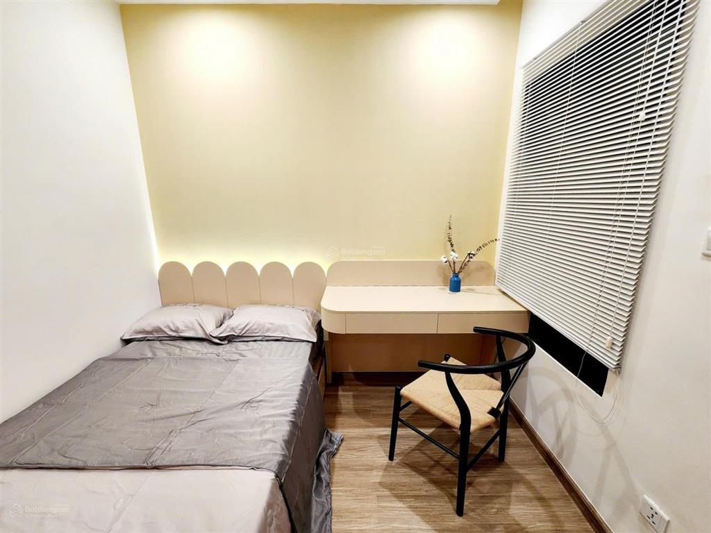 Cho thuê căn 2 ngủ 55m full đồ tòa s2.09 tầng 18 giá 8 triệu, căn siêu đẹp tại vin 1