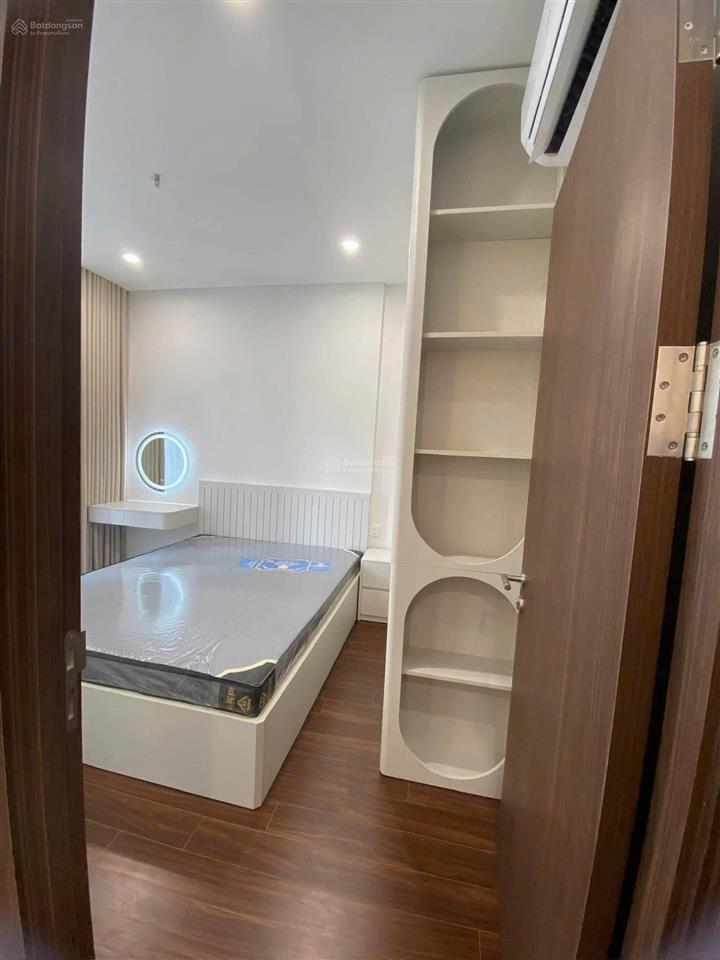 Cho thuê 1pn+1 full đồ 11 triệu bao phí masteri waterfront tòa h2
