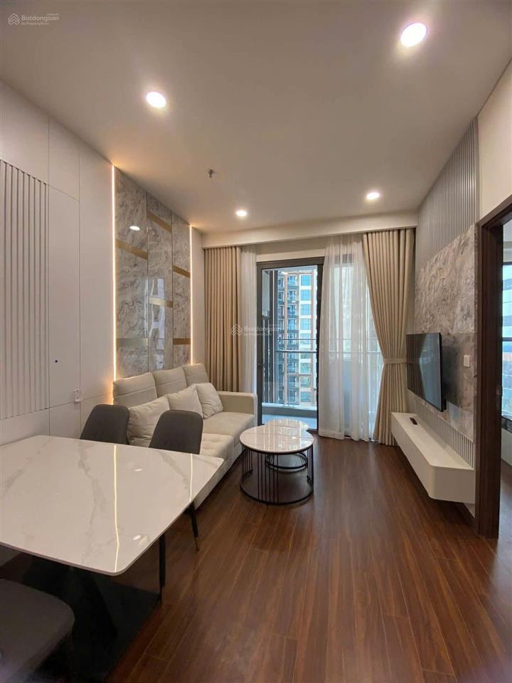 Cho thuê 1pn+1 full đồ 11 triệu bao phí masteri waterfront tòa h2