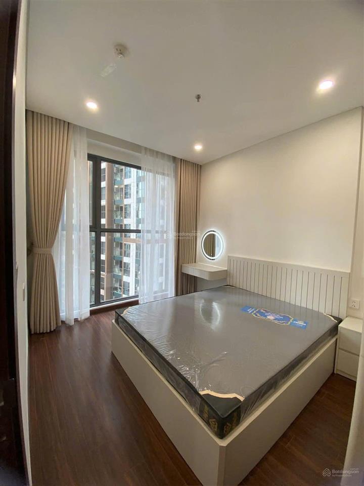 Cho thuê 1pn+1 full đồ 11 triệu bao phí masteri waterfront tòa h2