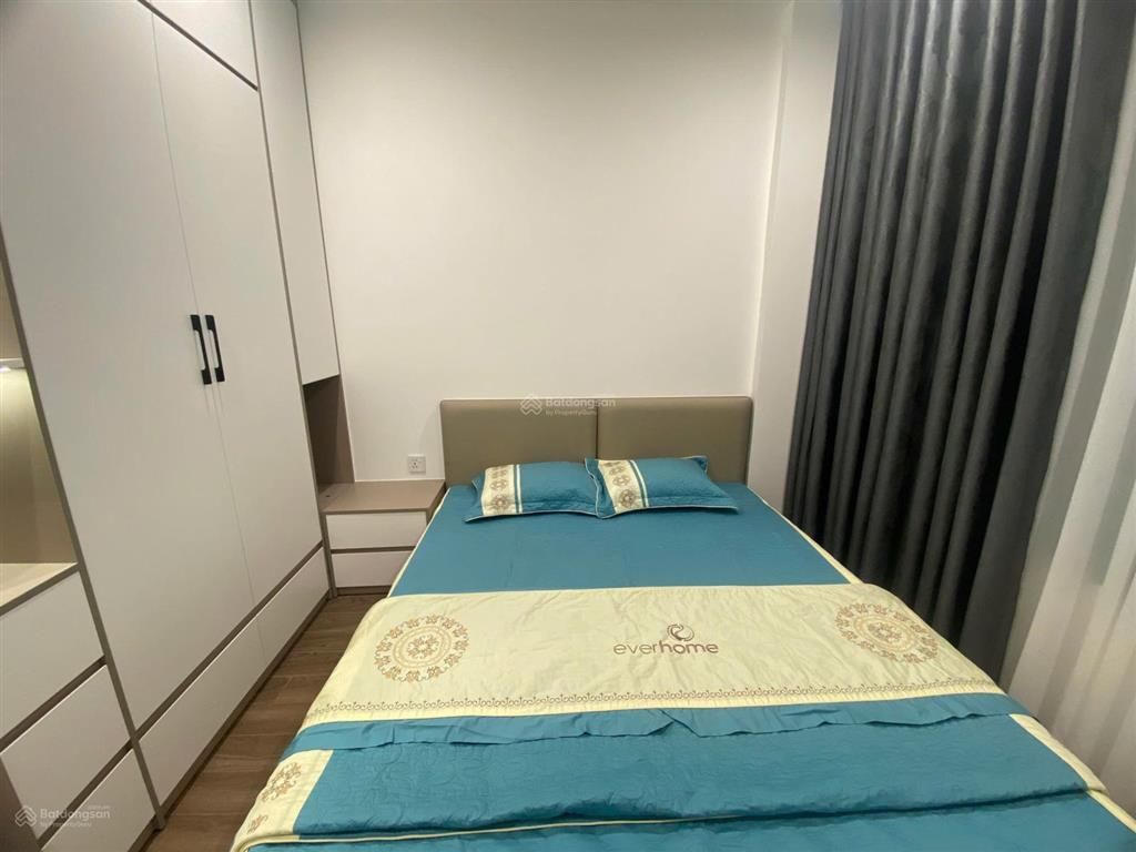 Cho thuê căn 2 ngủ 2wc tòa be1 phân khu beverly mới setup nội thất vào ở được ngay,  0847 633 ***