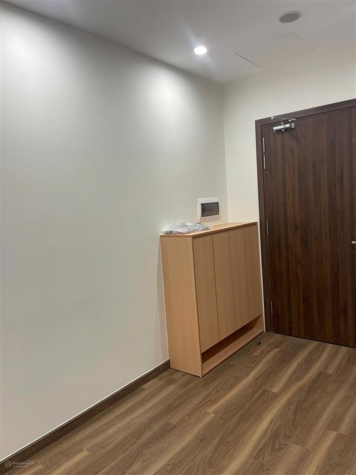 2 ngủ diện tích 75m tòa zurich cho thuê full đồ 10 triệu sẵn nhà vào được luôn tại vhop