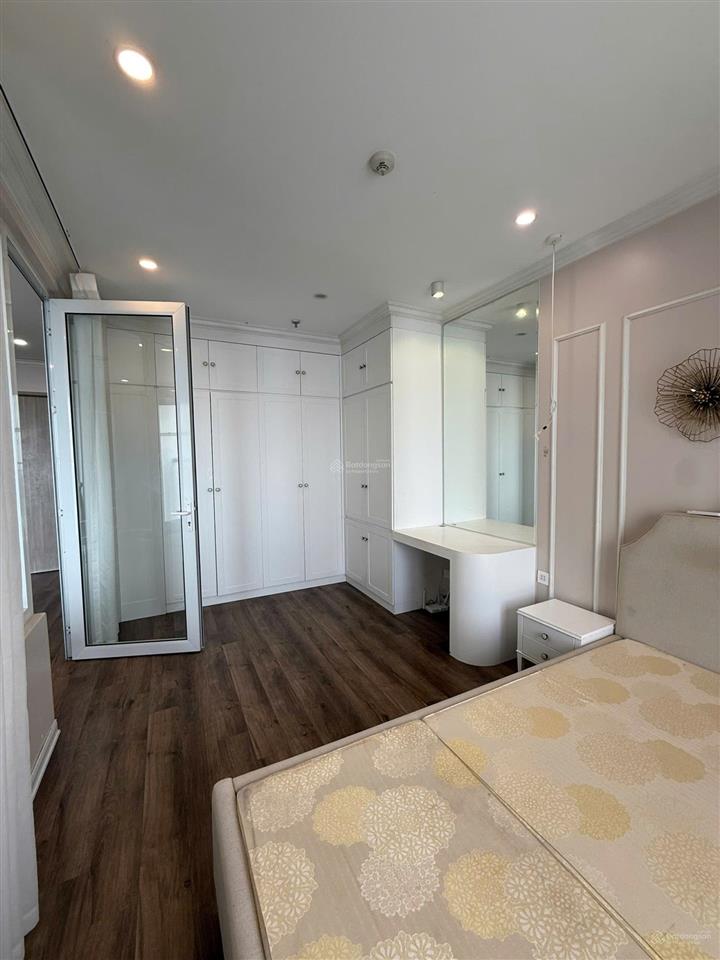 Cho thuê căn 1pn+1 view biển hồ  trường vinuni giá bao phí  sẵn nhà ở ngay