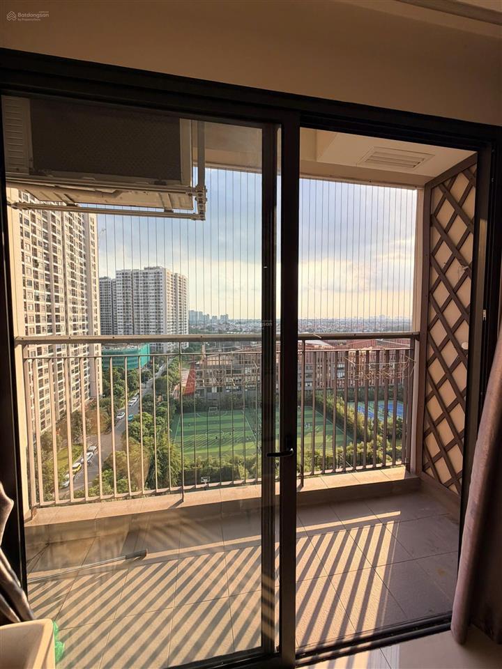 Cho thuê 3 ngủ full đồ 12 triệu tòa s1.05 tầng 12 vinhomes ocean park