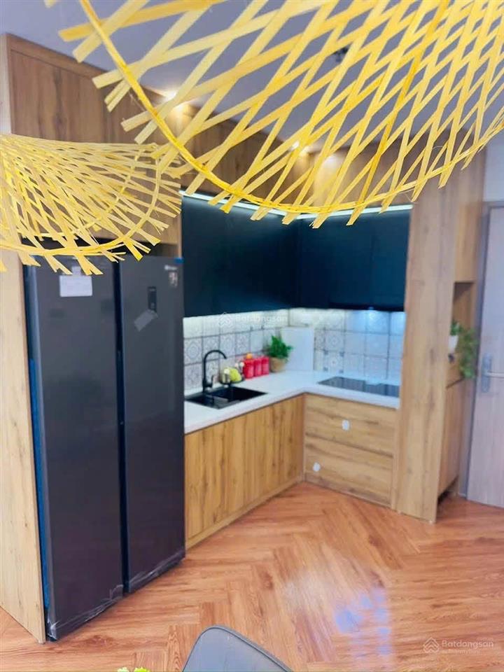 Cho thuê 2 ngủ 1 wc tòa s2.07 full sàn gỗ, full đồ, giá 8 triệu tại vhop