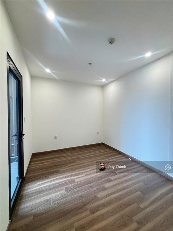 Sẵn nhà vào ngay 2 ngủ view sông tòa zr3 phân khu zurich giá 7 triệu tại vhop 1