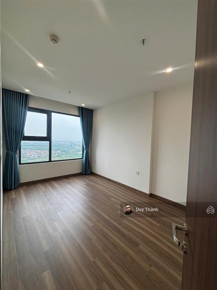 Sẵn nhà vào ngay 2 ngủ view sông tòa zr3 phân khu zurich giá 7 triệu tại vhop 1