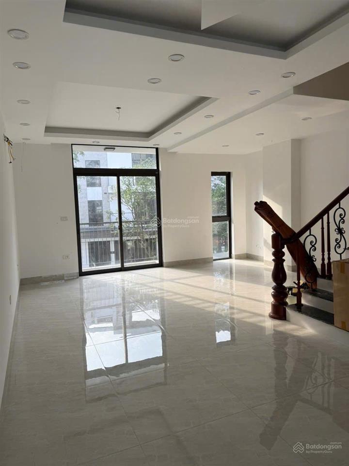 Cho thuê nhà phố vịnh đảo sky oasis  104.5m đã hoàn thiện có thang máy  phương án thuê linh hoạt