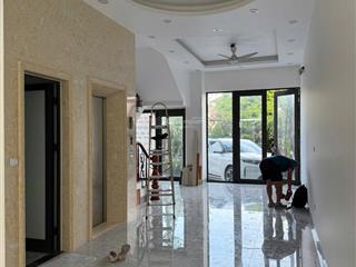 Cho thuê nhà phố vịnh đảo sky oasis  104.5m đã hoàn thiện có thang máy  phương án thuê linh hoạt