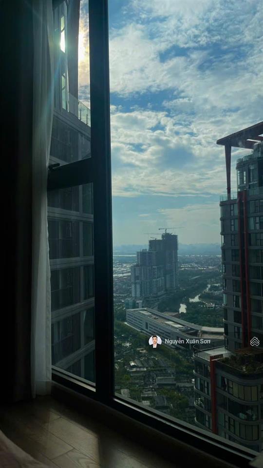 Bán căn hộ khoáng nóng 2n2vs landmark  tầng cao  view hồ thiên nga  full đồ đẹp như ảnh