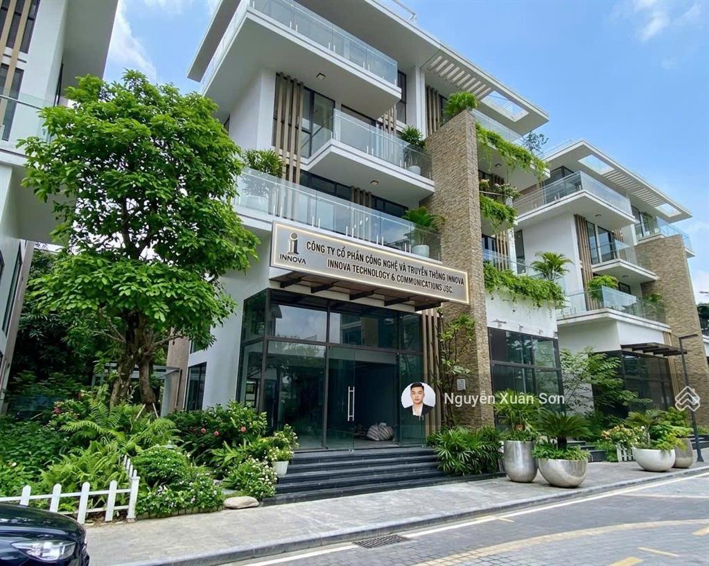 Cho thuê biệt thự nhà phố rừng thông diện tích 140m x 4 tầng đã hoàn thiện đẹp  có thang máy