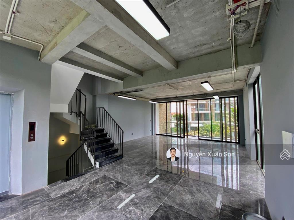 Cho thuê biệt thự nhà phố rừng thông diện tích 140m x 4 tầng đã hoàn thiện đẹp  có thang máy