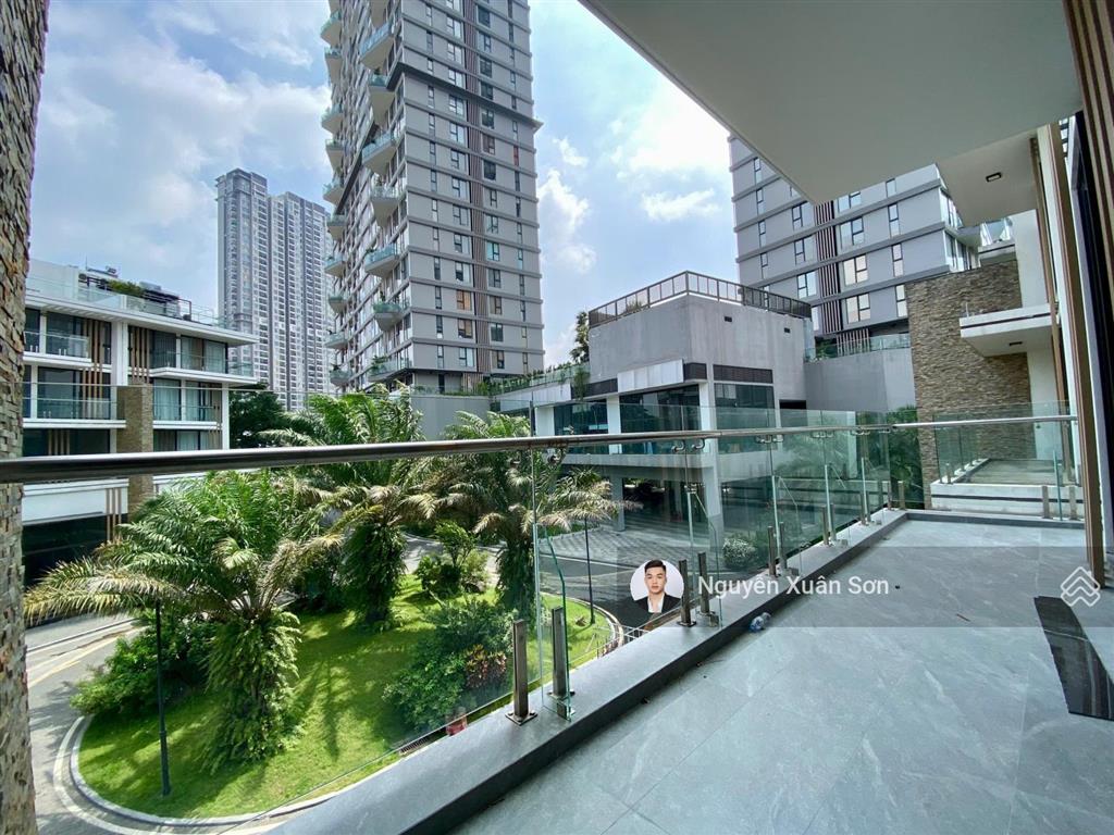 Cho thuê biệt thự nhà phố rừng thông diện tích 140m x 4 tầng đã hoàn thiện đẹp  có thang máy