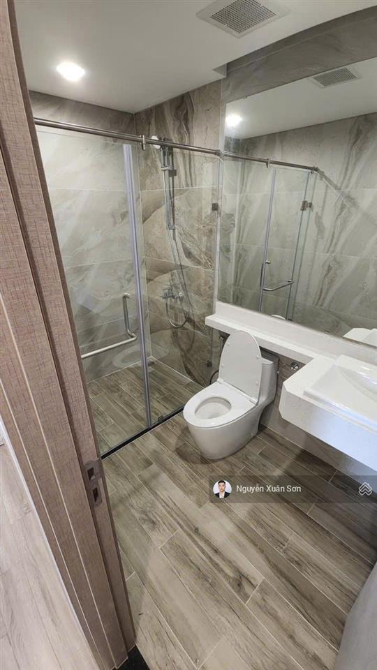 Cho thuê 2n2vs sky fores  tầng trung view sông hồng  nội thất liền tường đẹp  giá 8 triệu/tháng