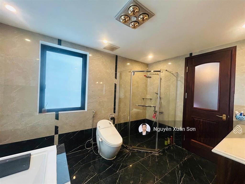 Cho thuê biệt thự song lập park river 336m2 full đồ xịn, sân vườn view hồ sau nhà 55tr/tháng