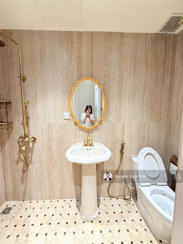 Cho thuê căn hộ duplex 3pn sky oasis ecopark thông tầng siêu sang full nội thất, giá 30tr/th