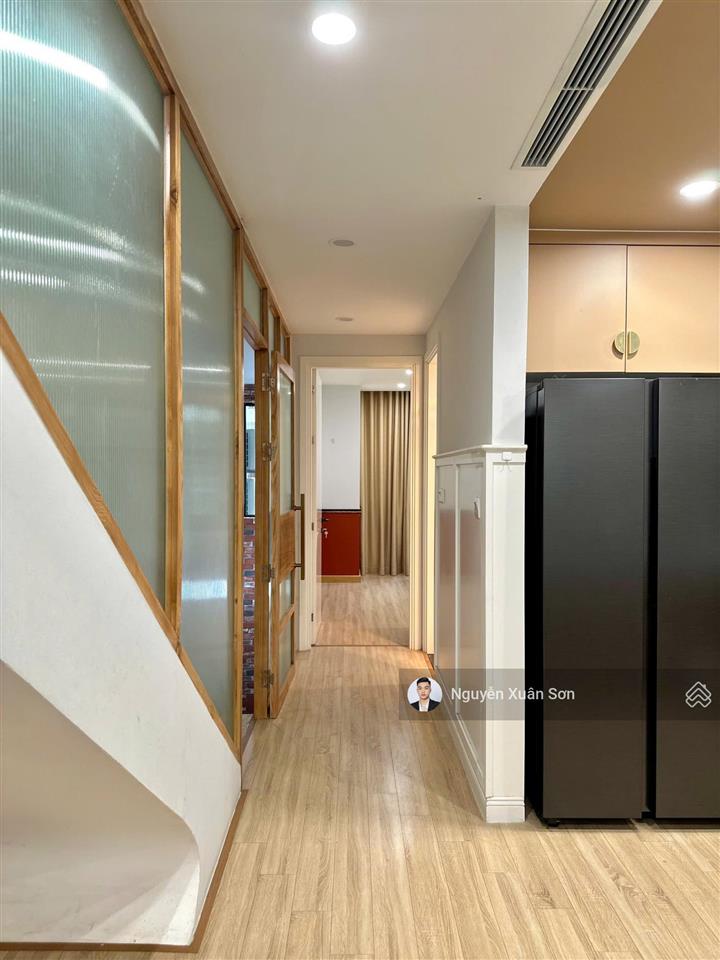 Cho thuê tầng 2,3,4 nhà phố thảo nguyên ecopark 107.5m2 full đồ để ở 4pn giá 20tr