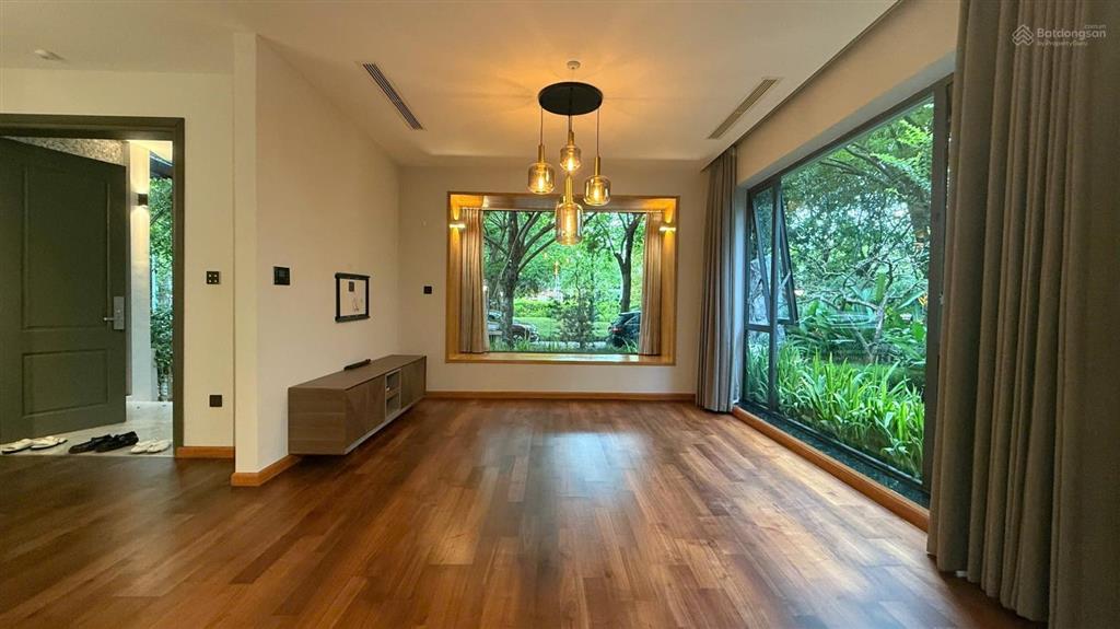 Bán biệt thự song lập mimosa ecopark 210m² full nội thất lõi công viên 44 tỷ bao phí