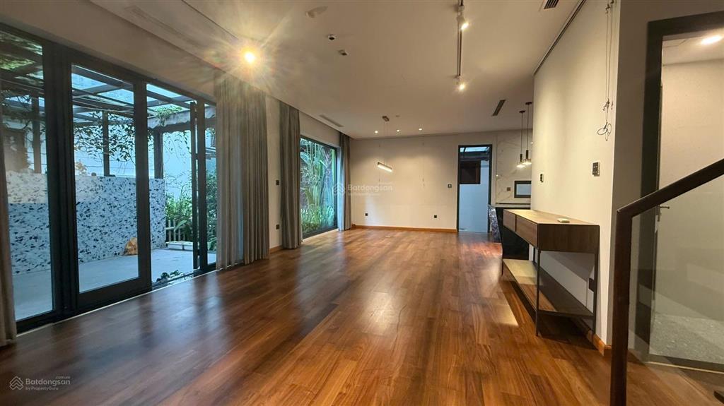 Bán biệt thự song lập mimosa ecopark 210m² full nội thất lõi công viên 44 tỷ bao phí