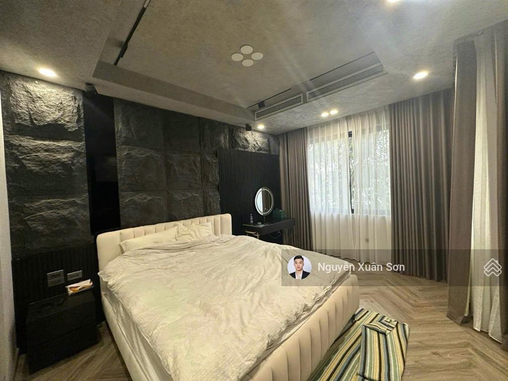 Cho thuê nhà phố thủy trúc ecopark 87m2 có thang máy, 3pn full đồ + 1pn trống giá 35tr