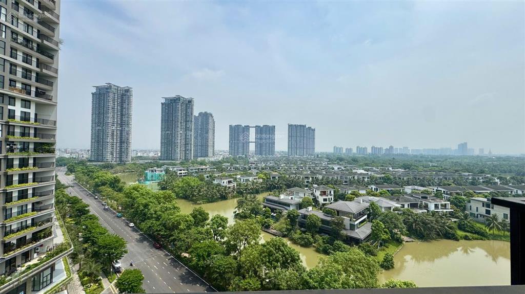 Cho thuê 2n2vs sky forest ban công sân vườn lớn view biệt thự đảo nội thất cơ bản giá 9 triệu