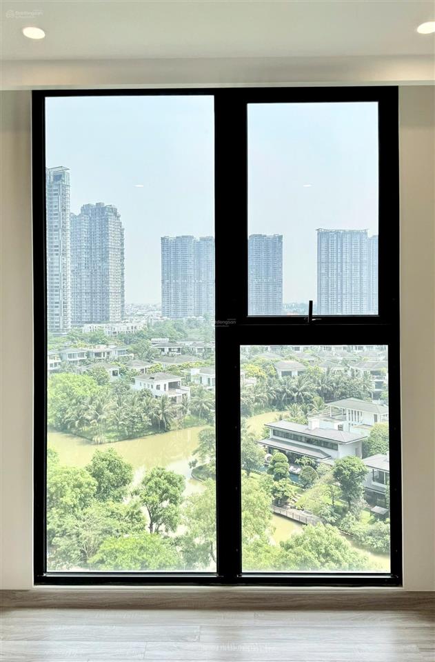 Cho thuê 2n2vs sky forest ban công sân vườn lớn view biệt thự đảo nội thất cơ bản giá 9 triệu