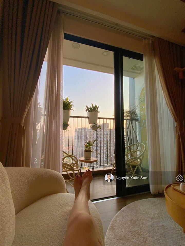 Cho thuê 3n2vs sky oasis 84m² full đồ, ban công đông nam view biệt thự đảo 16tr