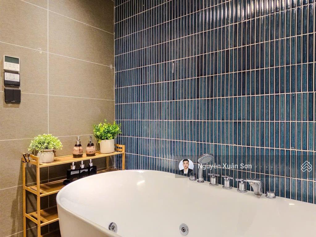 Cho thuê căn hộ studio tầng mezza solforest ecopark trần cao full nội thất giá 10tr