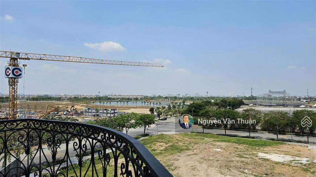 Siêu phẩm căn góc vạn phúc city  1200m2 sàn  vị trí chiến lược kinh doanh