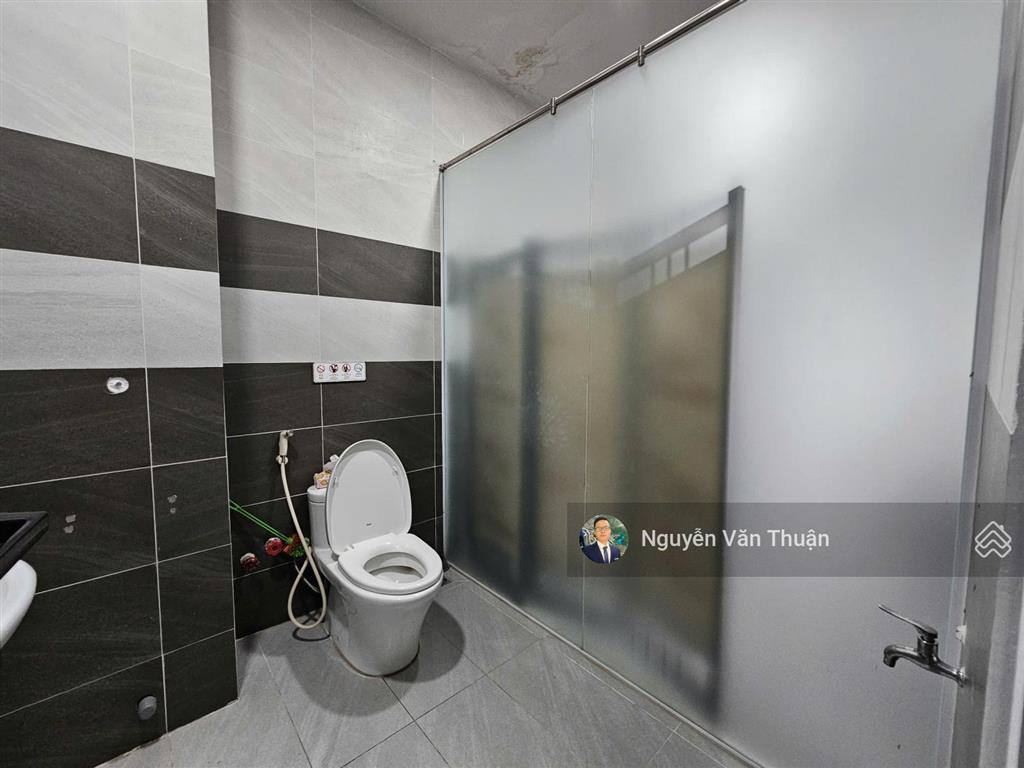 Giá chạm đáy  nhà ngang 7m vạn phúc city  1 hầm 4 tầng thiết kế văn phòng giá tốt