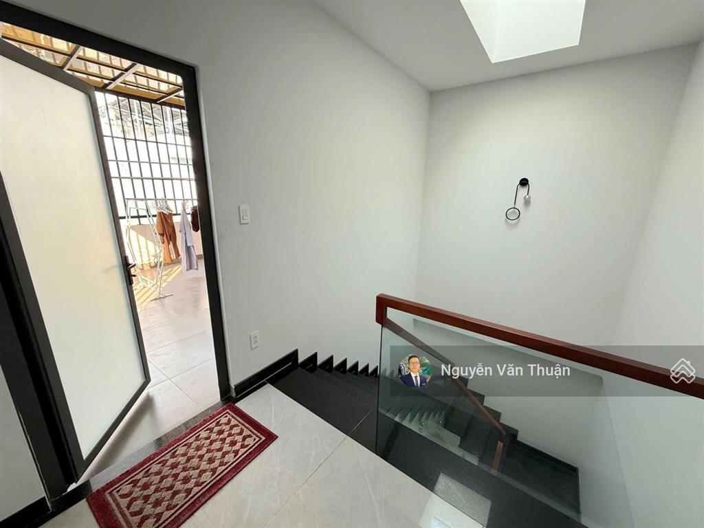 Nhà 4 tầng vạn phúc city 16,5 tỷ cách trường quốc tế emasi 70m đậu ô tô trước nhà thoải mái