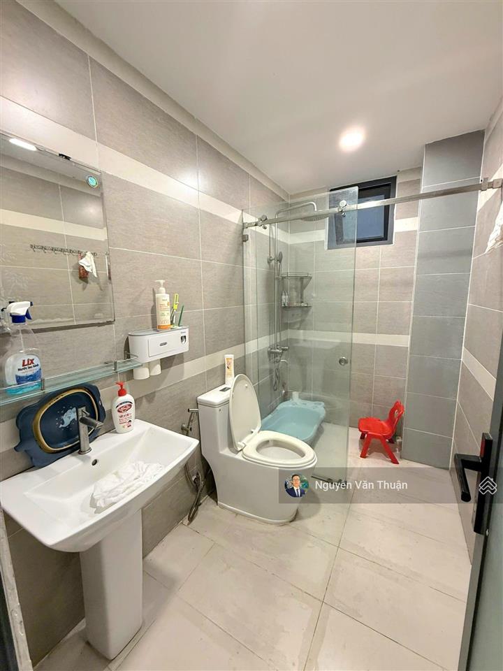 Nhà 4 tầng vạn phúc city 16,5 tỷ cách trường quốc tế emasi 70m đậu ô tô trước nhà thoải mái