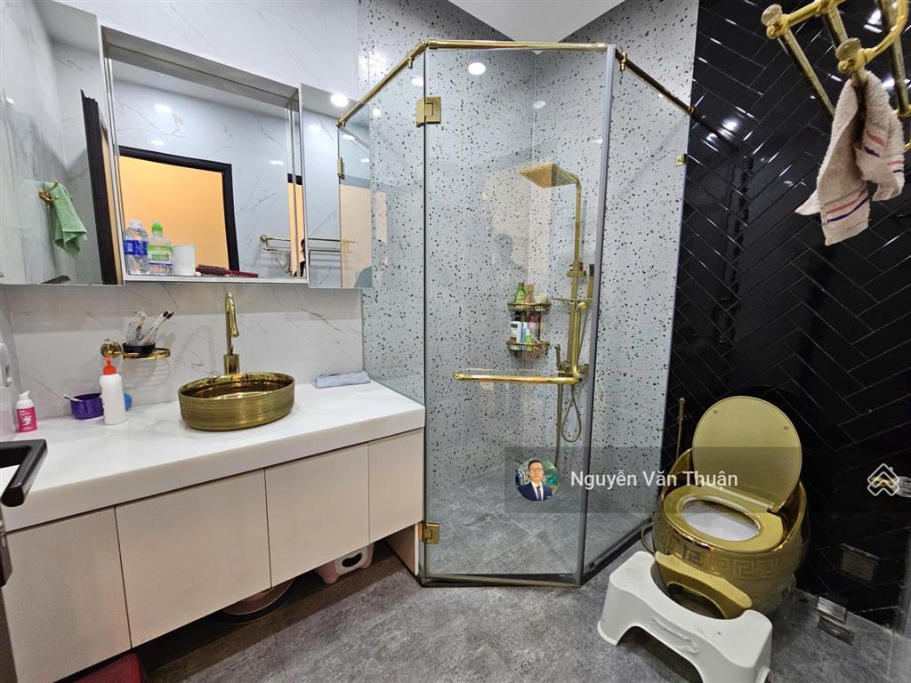 Bán biệt thự gần kđt vạn phúc  300m2  phù hợp cho gia đình cần không gian sống thoải mái